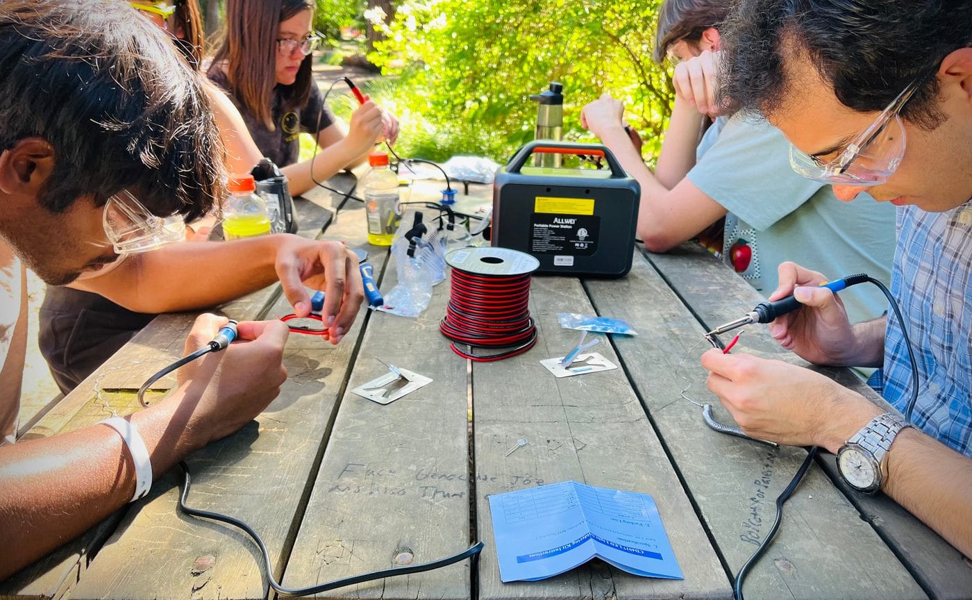 GREEN soldering workshop